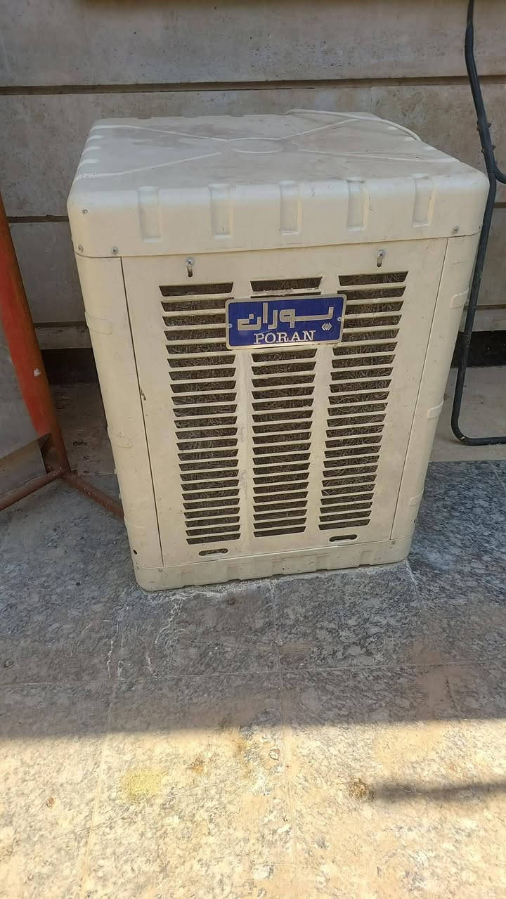 تخم 7مقاعد 350اوفن 60
براد، 100
ثلاجه 300
طباخ 250
مبردها 100 مكان حي لعدل سبب لبيع سفر


**إذا كنت صاحب هذا الإعلان وتريد حذفه لأي سبب، رجاءا أرسل رسالة إلى الدعم الفني**