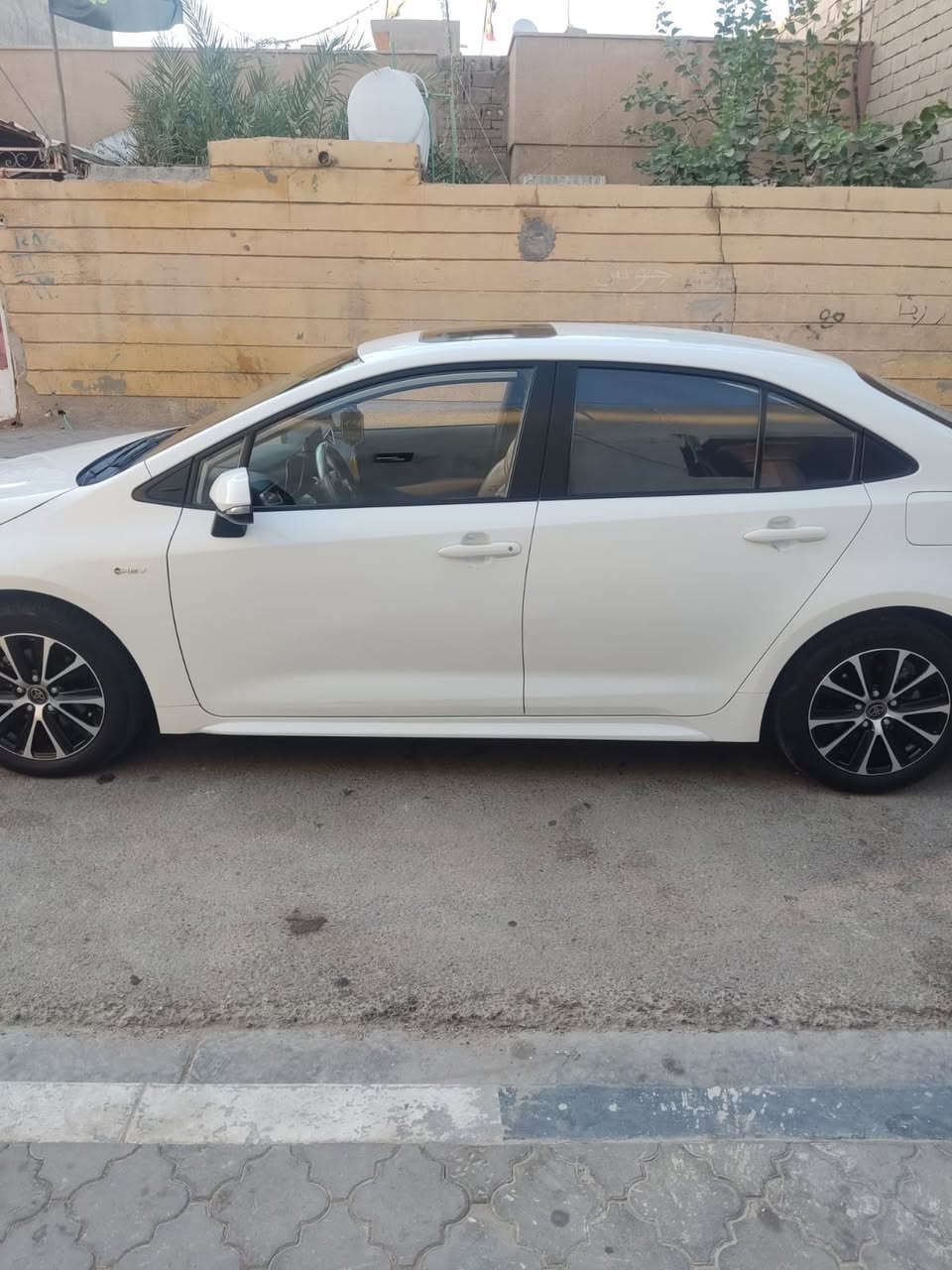كورلا نظام الوكاله شكل الامريكي مديل 24 موصفات بصمه تنته تبريد قطعتين بيها بارد باب سايق فقط سعر 135 رقم بصره رقم الهاتف ***********
