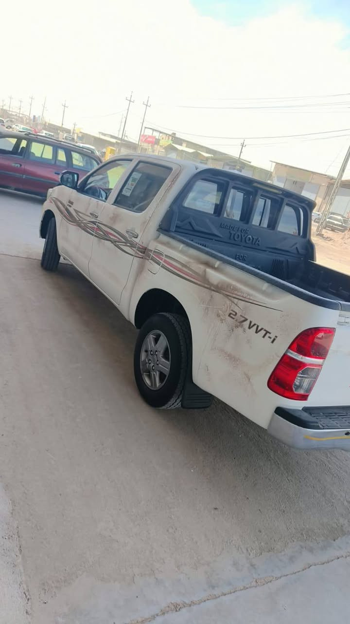 السلام عليكم فلاونزه موديل 2015كفاله عامه رقم بغداد الدوالي تخم تاير حداده كيراوتمات سنويه مجدده خطه بلا ديه سيارة جديده العنوان بصره ***********
