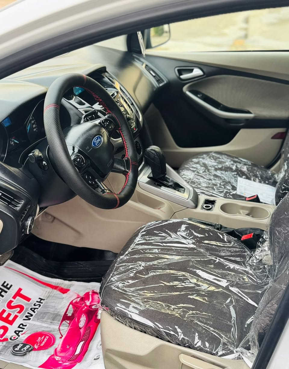 السلام عليكم
فورد فوكس موديل 2013 
خليجي شركه نيڤا كفاله عامه 
#السعر ( 94 ) $ ورقه
للاتصال***********
سيارة بدون صبغ بدون تبديل بدون ظرب
ابشرط هاي السونار 
سقف اسلايت ( الفتحه )
ماشيه 140 الف كيلو
محرك 4 سلندر بدون تيربو المرغوب 
دواخل عسلي جديد
كير محرك بشرط ممفتوح منه برغي
كشنات مخمل جديد
تبريد شغال 
تدفئه شغال
تحكم استيرن
فوليون 
تحديد سرعه 
شفتات استيرن
اشاره بالمري 
لايتات زنون    
طخم تايرات جديده
5 ويل كب بلاد
شرط تحويل و غرامه 
رقم سليمانيه جديد 
 سنويه  لحد 2029
عنوان ديالي خانقين
