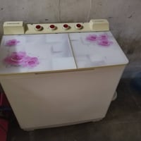 اسلام عليكم غسالهه عادي ١٣ كيلو شقالهه كاملهه سعر ٦٥ الف التصال 078241...