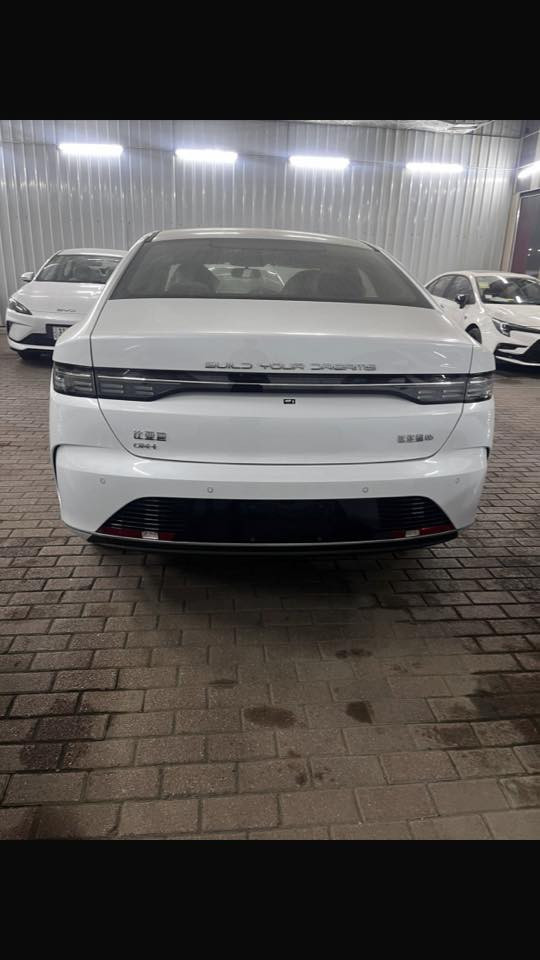 السلام عليكم بي وايدي زيرو زيرو مديل 2025 كامله عدتهه غراضهه وشاحن العنوان بغداد ***********
