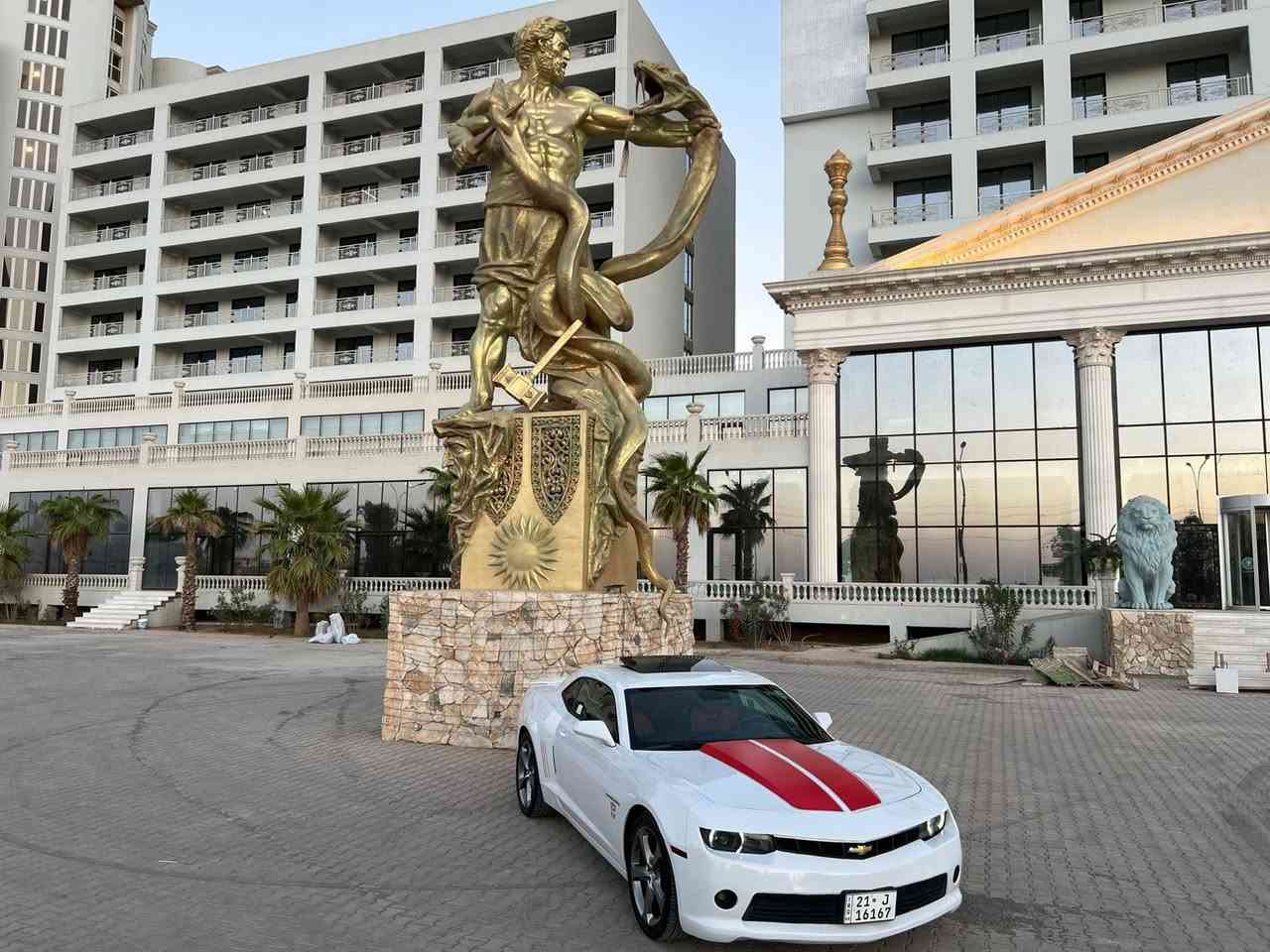 سلام عليكم كمارو 2014 خليجي لبيع فقط
كلين تايتل ع وضع الشركه جديده كلش بيها مكانين اصغار PDR 
مكفوله من صبغ وحادث 
محرك 6 كير اوتو فول مواصفات 2LT
لايتات عدسه ولد متغير تحم موبايل 
سقف سلايت 
4 كيجات 
كشن جلد وكهرباء وتدفئه 
شاشه جبير وكاميره خلفي
داتا شو
تحكم استيرن وشفتات 
اكزوز دبل بلادي واكتف بلادي 
بك لايتات لد 
وياله اصلي شركه
كير محرك شرط
ماشيه 106 الف ميل 
رقم سليمانيه جديد تحويل مباشر 
سياره بدون اي نقص 
مكان كركوك 
لاستفسار ***********
