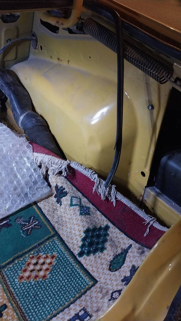 سيارة بيجو 405مديل2014مامطلومسفرة بة سنويةمكينط+كير كفاله 2027سعر 24استف***********
