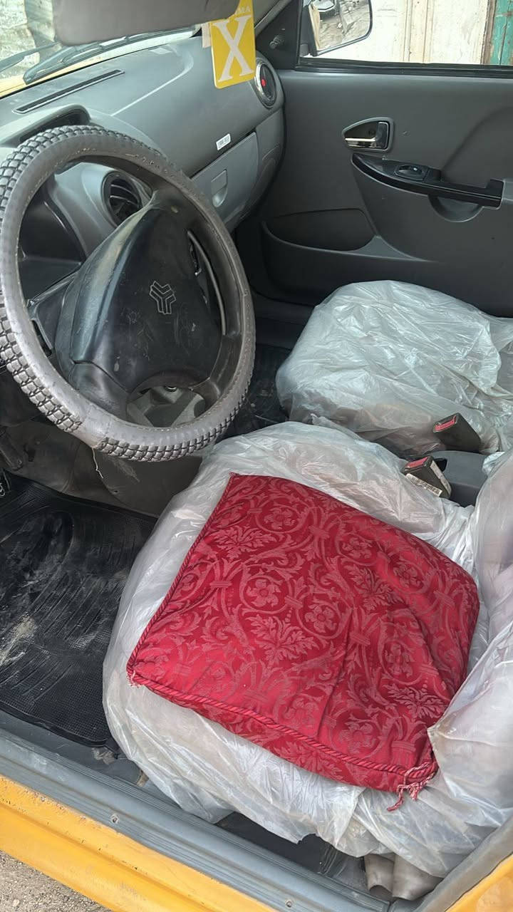 السلام عليكم مكلف بلنشر للبيع سايبا ٢٠١٢رقم بغداد الانكليزي سنويه جديده تحويل ثاني يوم كير ومحرك خيرمن الله تبريد شغال تخم تاير جديد بيهه تلحيضات بسيطه بيهه فطر بسيط الشاصي أيسر السعر ٢٧ وبيهه مجال سياره الغزاليه *********** مصطفى

