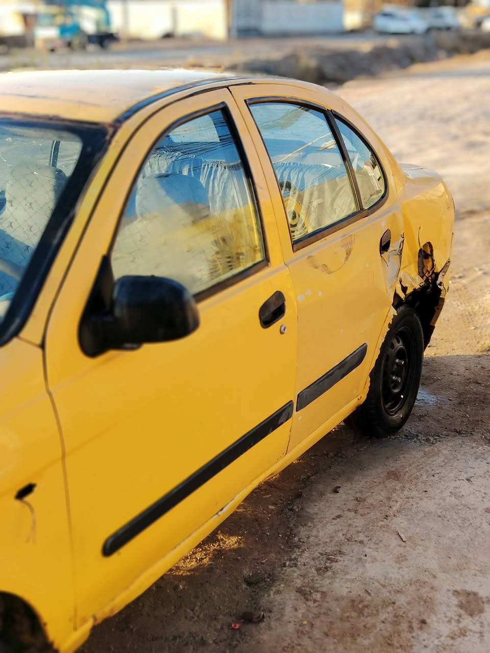 اسلام عليكم  خوان سياره طيبه مديل 15سياره كامله من كلشي تخم تاير جديد بيه طخات مثل ماموضح بل صوره سعر 25 وبيه مجال مكاني بغداد رقمي ***********
