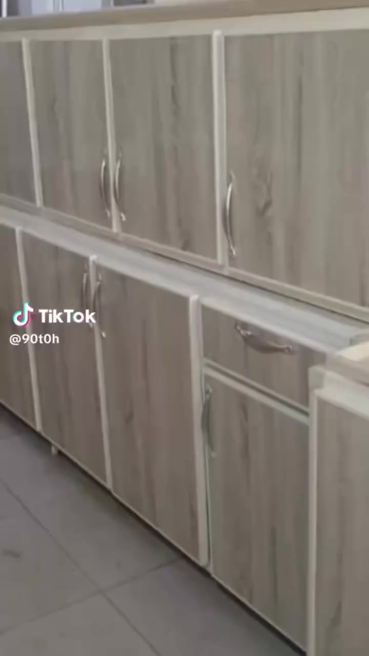 السلام عليكم أغراض باله جديده أنسب الأسعار عنوان حئ العسكري بين حى الاسرى بإدارة مظفر الزيدي ابو علي نتصال عله هذا رقم ***********
