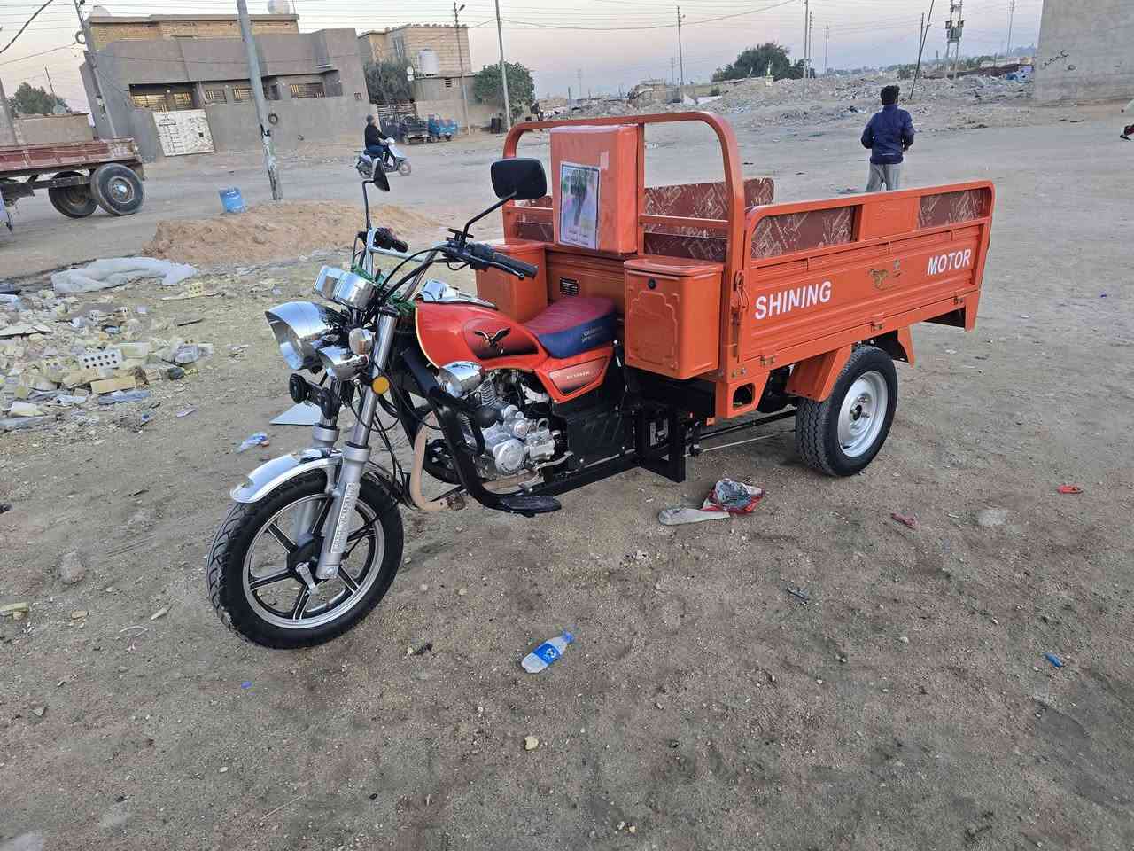 ستوته جديده موديل ٢٣ كفاله عامه شاصي اوراق مكينه طالعه ٢٥ ستوته جديده شرط الفحص  المكان كربلاء الستوته كربلائيه مكتب حسين باسمي من الوكيل  السعر2550 وبيهه مجال بسيط ***********
