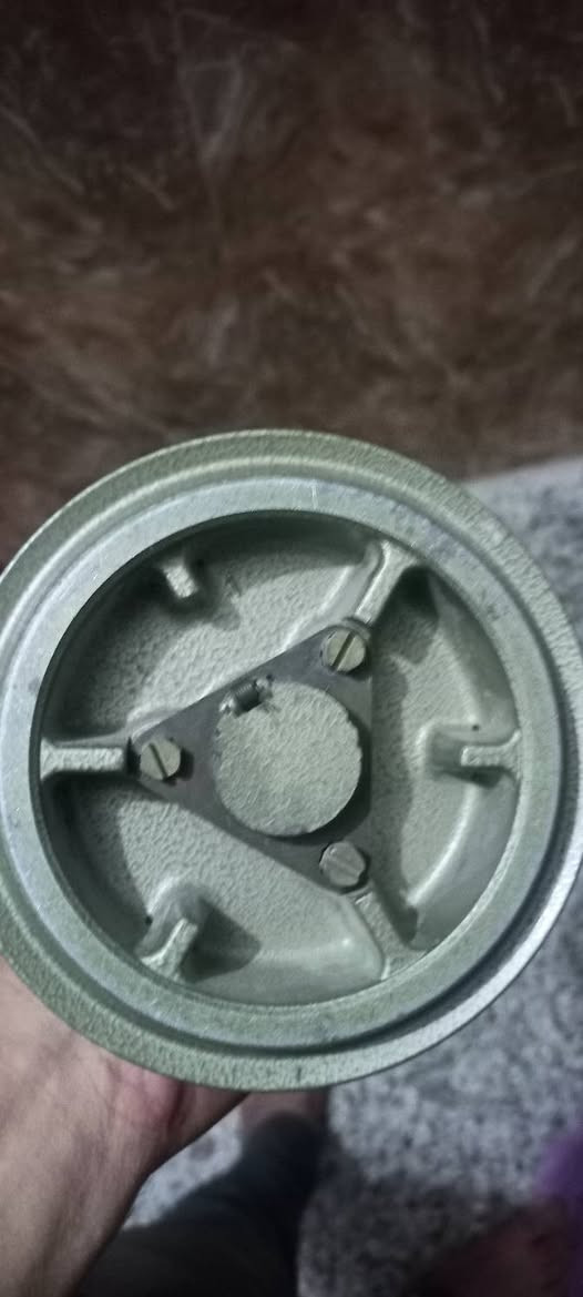 ناظور للبيع سويسري من فترة الستينات او السبعينات بي رقم تسلسلي تكدر تدخل علي وتشوفه نادر جدا من 2003  من الامريكان حصلته اثناء تواجدهم في المنطقه مكان بابل.  سعره 9 ورقات قفل فقط الي يعرفونه يشترونه.


**إذا كنت صاحب هذا الإعلان وتريد حذفه لأي سبب، رجاءا أرسل رسالة إلى الدعم الفني**