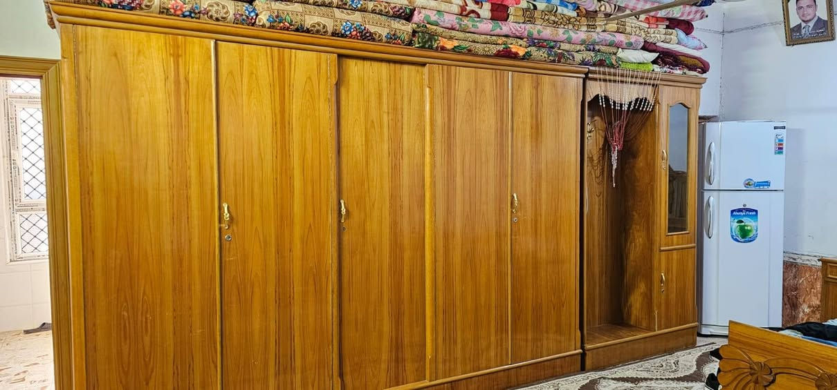 سلام عليكم غرفه كامله وجديده للبيع مكان سيطره معمل بيبسي الاتصال ***********سعر مليون
