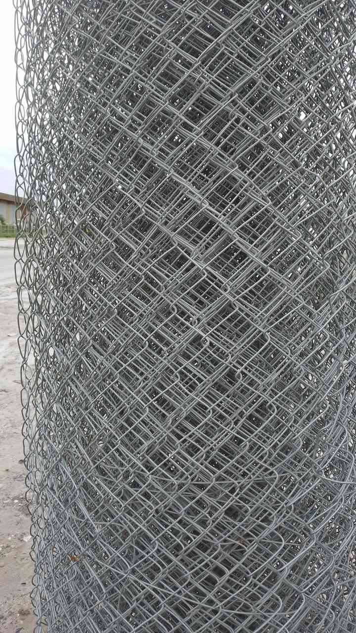 السلام عليكم يوجد سيم غنم للبيع***********
