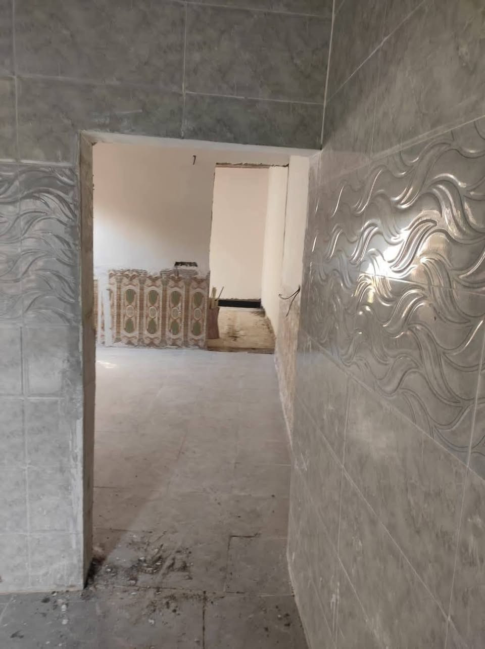 يا الله بيت لليجار 50م  سعر اليجار 125الف  العنوان نجف الاشرف مقابل قرية الغدير الاولى شارع الصب عمود 270اوتنزل بلخط اثاني 
/***********
