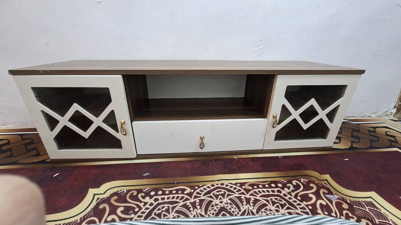 ميز بلازمه ب ٥٠ قفل ولا ميشتري لا يعامل


**إذا كنت صاحب هذا الإعلان وتريد حذفه لأي سبب، رجاءا أرسل رسالة إلى الدعم الفني**