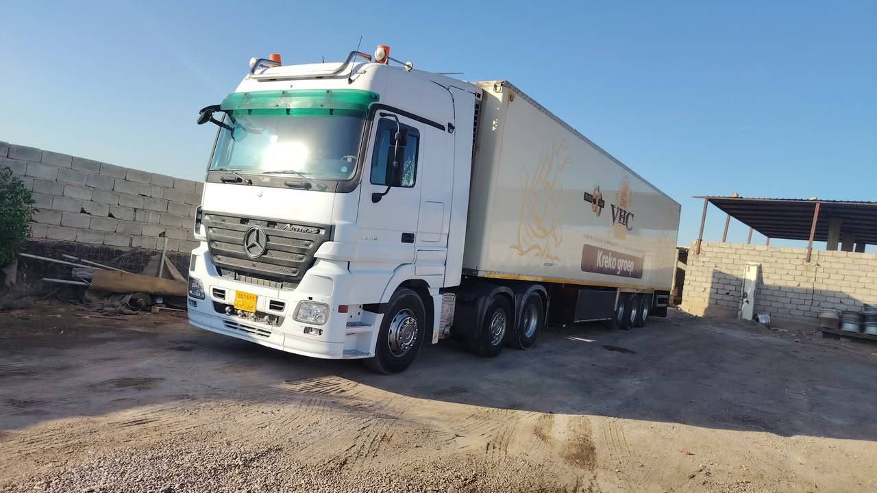 بسم الله الرحمن الرحيم 
اكتروز 2003   
مربوطه براد   السياره مكفوله  من كلشي شرط التحويل 
سنكل دوار  رتايدر كلج  ثلاجه
البراد شيرو ابو الربد سمك 7 ارتفاع 60 جهاز اسبي 3كاتم غاز 134 السياره حيل جديده خير من الله 
العنوان ديالى بعقوبه  السعر 495
للاتصال ***********.  /***********
