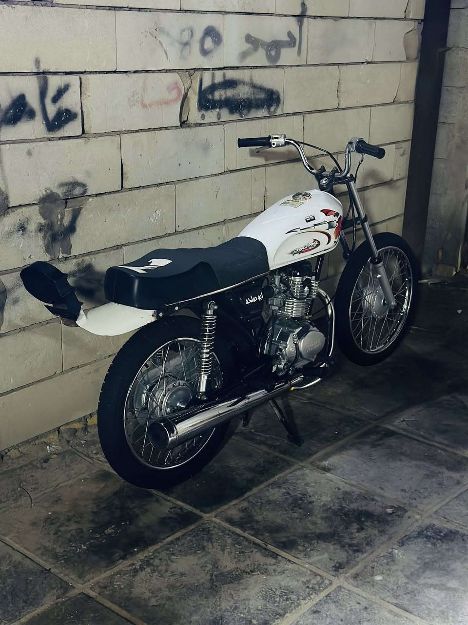 سلام عليكم دراجه للبيع كلك المكينه ما مفتوحه مكان ناصرية مركز (***********)
