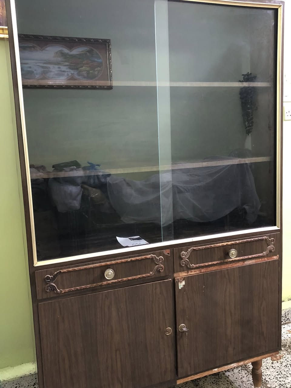 السلام عليكم
غراض للبيع


**إذا كنت صاحب هذا الإعلان وتريد حذفه لأي سبب، رجاءا أرسل رسالة إلى الدعم الفني**