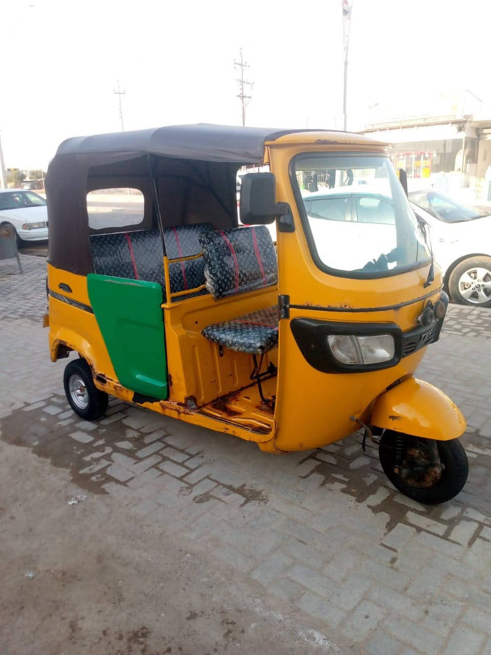 السلام عليكم _ تكتك TVS مؤديل ٢٠ رقم وسنوية بأسمي الرقم عربي _ التكتك شرط الشغل الكهربائيات كلهه شغاله   التكتك بيهه خياس وموضح بالمقطع لاتسألني شنو بيهه مابيهه السعر ٤ ونص وبيهه مجال للشراي والسوك كلشي بيه اكو تكتك ب ٣ ملايين وأكو تكتك ب ١٠ ملايين حسب المؤديل والنظافة
الشراي يتفضل خاص وبخدمته ومازعل من عنده لو يكلي ب ٥٠ الف


**إذا كنت صاحب هذا الإعلان وتريد حذفه لأي سبب، رجاءا أرسل رسالة إلى الدعم الفني**