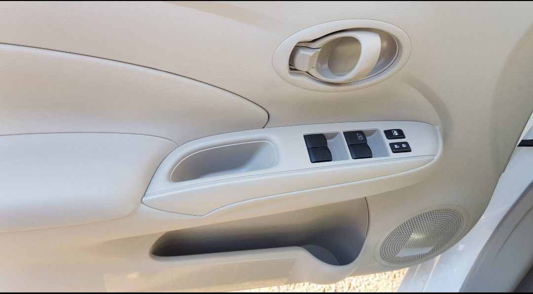 السلام عليكم شباب نيسان سني موديل 2025 ماشيه 57 بيه جاملغ مسحوب بارد مكان السيارة حله شارع 60 تفاصيل اكثر التواصل على هذا الرقم ***********
