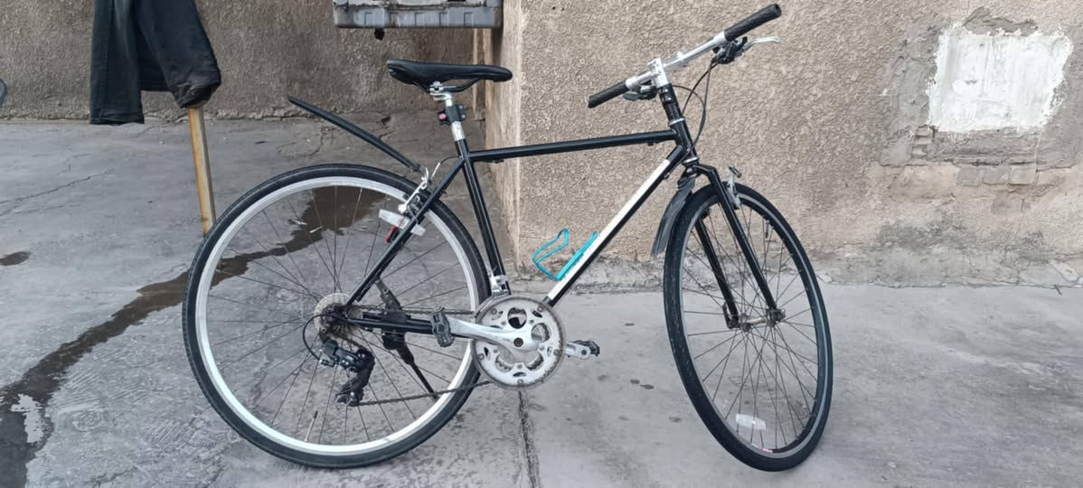 C700
نضيف 
السعر 60 بي مجال 
***********
المكان البياع
