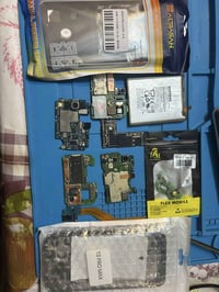 شاصي ١٣ برو ماكس فارغ للبيع مع الازرار وبيت السيمكارت فطر بسيط من يم ا...