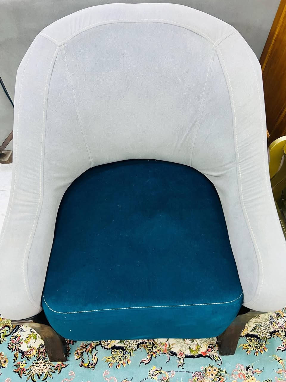 تخم تركي ٧ مقاعد نظيف جدا اريد ابيعه
بي بس مقعد واحد شويه نازل
اريده ب ٢٥٠ مكان نجف كوفه الشراي يجي خاص


**إذا كنت صاحب هذا الإعلان وتريد حذفه لأي سبب، رجاءا أرسل رسالة إلى الدعم الفني**