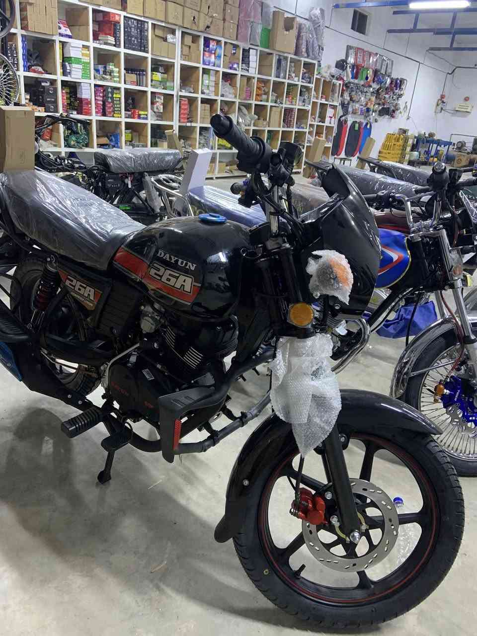 عل  بركت.  (( مجمع الياسري الدراجات ))                  البيع نقداً ويلتقسيط المريح بدون مقدمه الحاملي ماستر كارد  الرافدين  فقط منتسب. متقاعد موضف مشمول بلاقساط                                                         دايون رقم وسنويه كامل.     نقداً.   2600.            دايون بدون رقم.                     نقداً 1600 الف.                     دايون جبلي بدون رقم.  مديل 2026 نقد          سيفان  بدون رقم هونزده.       نقداً. 950 الف.           تايكر.  بدون رقم.                       نقداً.  860 الف.          البيع نقداً وبلتقسيط المريح كل الدراجات    ضمان حقيقي 6 اشهر                                                                عنوان المجمع بابل  الحمزه الغربي الغزالي الشارع العام يوجد خدمت توصيل جميع  محافظات العراق 🇮🇶.                                                           الاسعار بلتقسيط.    دايون رقم  وسنويه القسط  الشهري 190 الف .            دايون بدون رقم القسط الشهري.    125 الف.         دايون جبلي بدون رقم القسط الشهري  135 الف.        سيفان  بدون رقم القسط الشهري 80 الف.            تايكر  بدون رقم القسط الشهري 73 الف.   القسط عل مدار 18 شهر بدون مقدمه.       تصال وستفسار ***********
