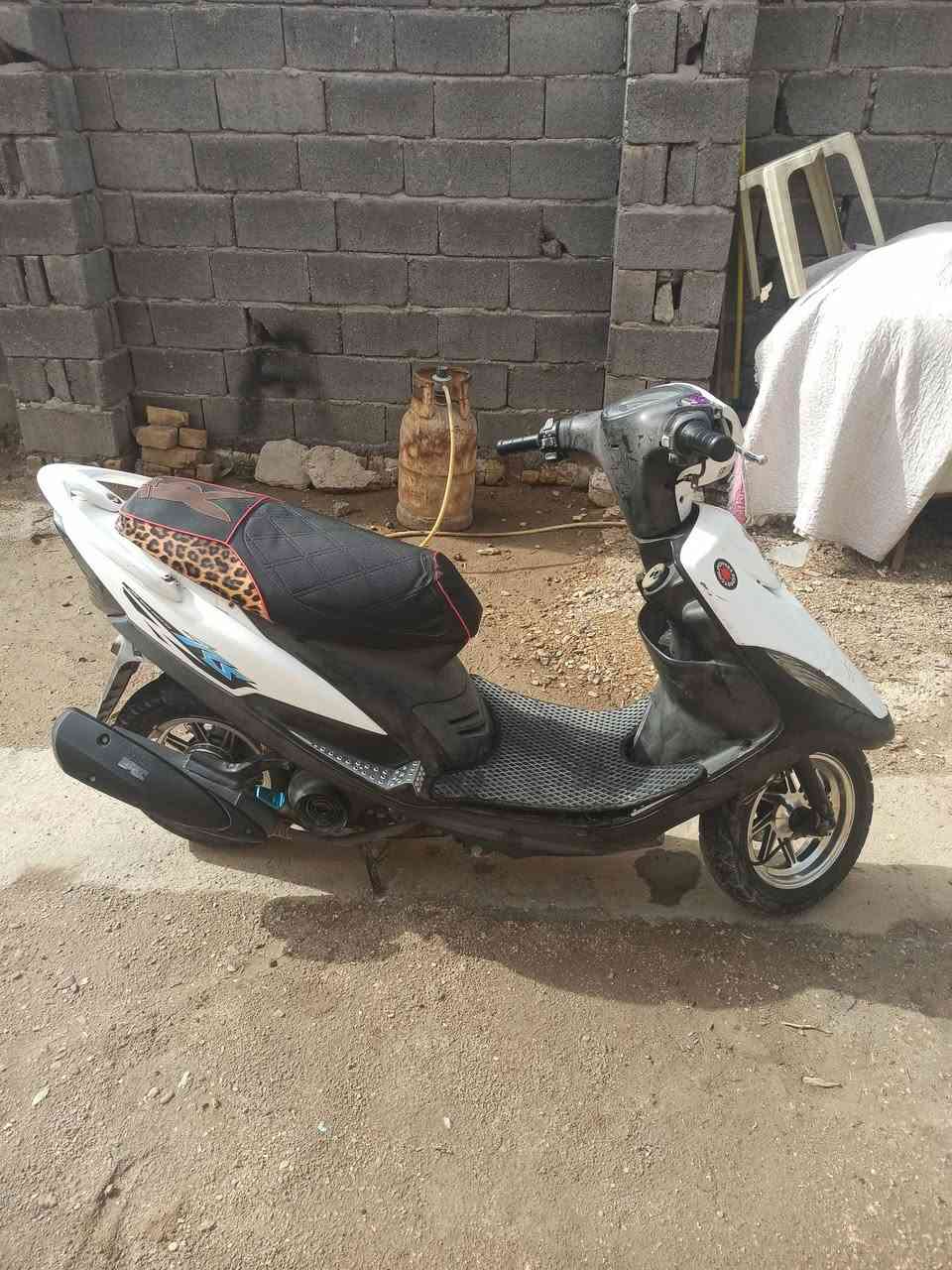 سلام عليكم ماكس عدله للبيع سعره 600 وبيه مجال قليل مكان حله بكرلي
***********
