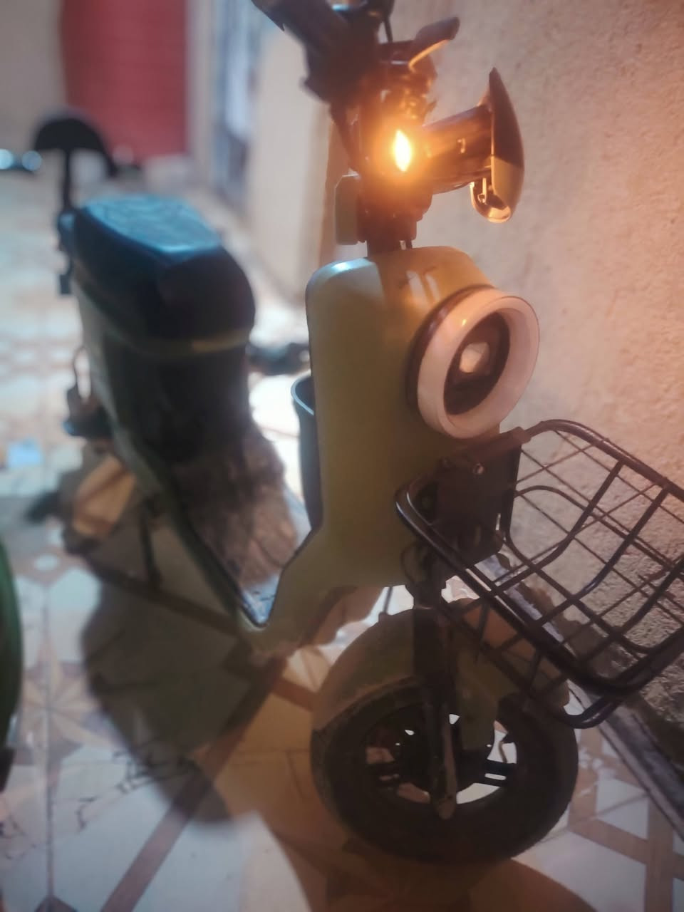 من رخصة الادمن دراجة شحن R9. طالعة 2025 بيهه4سرعة 5بطرايات 2026جديده والله استخدام 3اشهر بس ما هاملهه يحتاج غسل وترتيب بسيط ما تصرف شحن والله سريعة بشحن سعرهه 400وبيهه مجال بسيط حك الجية عنوان بصرة كرمة علي رقم ***********
