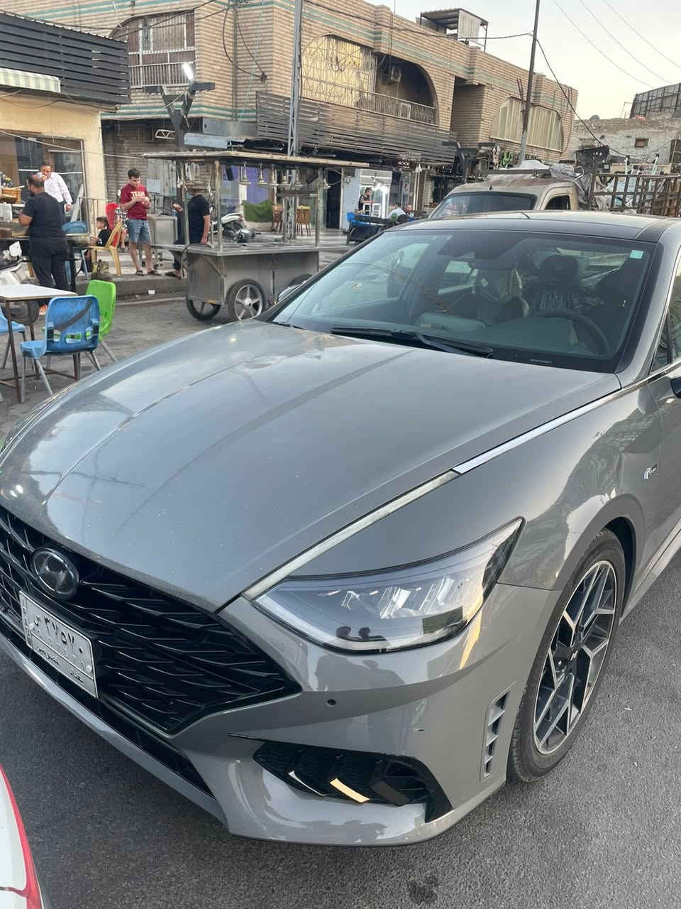 هيونداي سوناتا أن لاين (N Line) امريكي
المحرك: 2,500 تيربو 290hp 
سنة الصنع: 2021
الممشى:7400 ميل
اللون : أسمنتي 
المواصفات: اعلى فئة Nline
- فتحة سقف بانوراما
- حساسات
- رادار جانبي ، رادار امامي ، رادارات جانبية
- نقاط عمياء
- قيادة آلية ، محدد سرعة ، تحديد الخروج عن المسار
- 4 وضعيات قيادة
- شفتات بالستيرن
- تشغيل عن بعد
- اوتو هولد
- سايد بريك بصمة
- كامرة خلفية دوارة
- مقاعد كهربائية ، كنتارا وجلد بختم N line
- تدفئة و تبريد قطعتين
- شحن لاسلكي
- سستم صوت Bose
- ابل كار بلي و اندرويد اوتو

 اللوحة: رقم بغداد معوقين سنتين تصير حرة
صاحب السيارة موجود   
مكان السيارة: بغداد  
السعر: 148
 الرقم:  ***********
