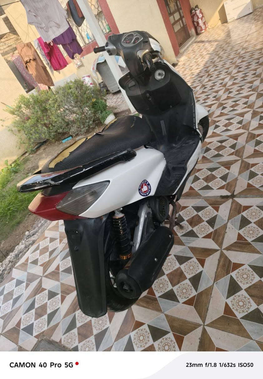 السلام عليكم للبيع سكنس   ١٤٠ مكفوله مكينه مامفتوحه  كهربائيات كله شغاله لايت عالي وناصي مختمه كله ختم واحد👍☝ 1⃣ 🚩  للاستفسار *********** مكان بابل المركز ملاحظة شلعه ومعدل فول ادك ١٢٠ والله بس اني ماشي بيه ١١٠
