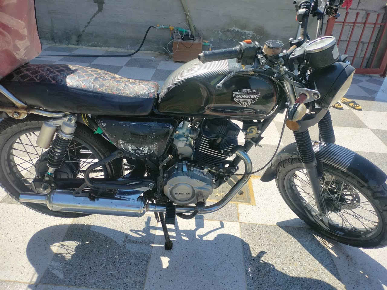 السلام عليكم
ماطور ساو ٢٠١٩
محرك وگير بلادي 
نضيف حيل
ما ناقصه برغي
تجي وتفحص
نگره سلف 
السعر ٦٥٠ وبيه مجال 
للاستفسار ***********
