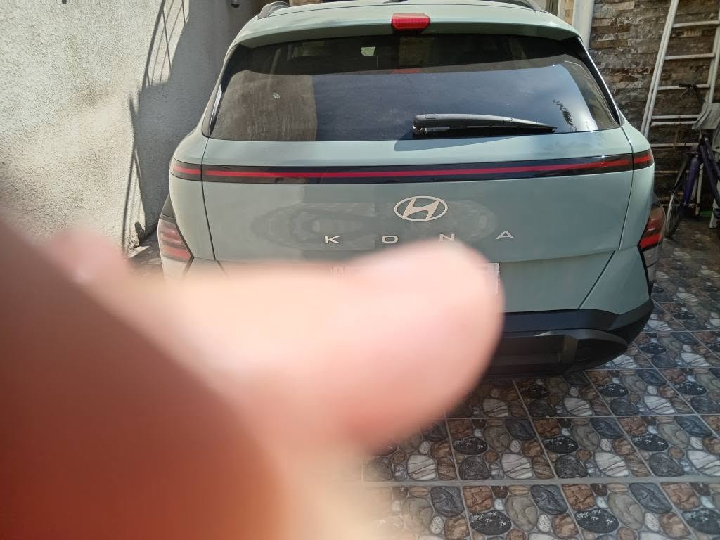 كونا موديل ٢٠٢٤ اللون أخضر فاتح او فستقي... السياره بدون حادث... بدون صبغ... بدون بارد عدا رصعتين صغار السياره جديده... ماشيه ٥٢ مشي أمريكا... بصمه.. كرسي كهرباء رادارات توقف ذاتي.. داخل كريمي.. محرك ٢٠٠٠ دوش.. طخم تاير جديد ويل كب... السياره بأسمي تحويل ثاني يوم... السعر ١٨٢ وبيها مجال بسيط... *********** ابو زيد... اخون الي مايعجبه السعر خلي يعينه بالخير والتوفيق السوگ كلشي بيه... تحياتي للجميع بغداد, العراق
