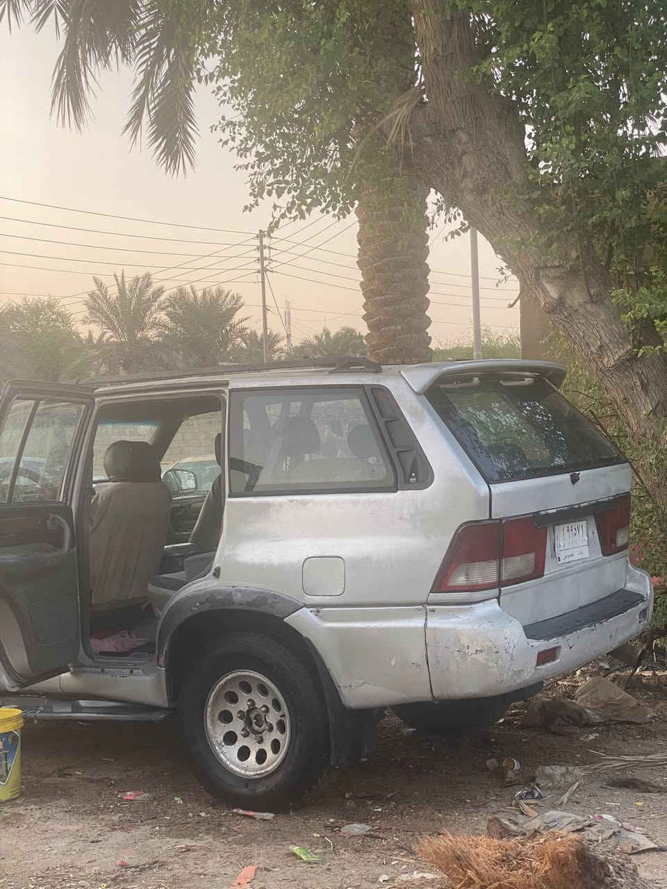 سلام عليكم سيارة سان يونك رقم بغداد مشروع وطني للبيع سعر 35 سيارة يرادلها ترتيب مكاني بصرة 
***********
راعيها يريد مداور
