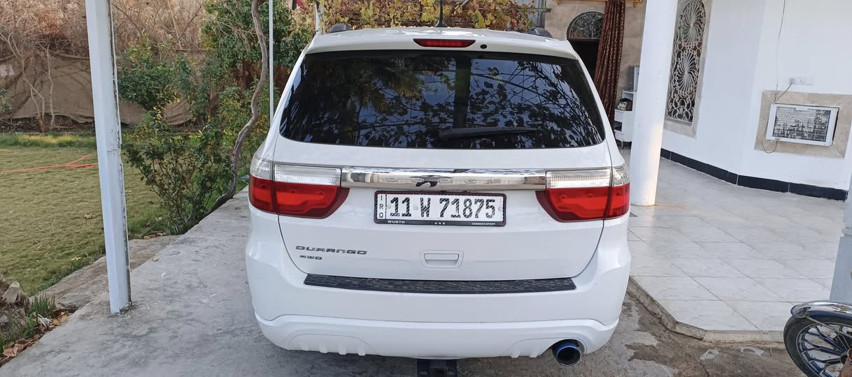 سلام عليكم دورنكو موديل 2013 رقم بغداد مشروع وطني السياره بيه قطعتين جاملغ وبنيد بدون دواخل بدون ايرباك تخم تاير جديد ما ناقصه أي شي ماشيه 161كم السعر 178وبيه مجال لطيبين رقم الموبايل ***********
