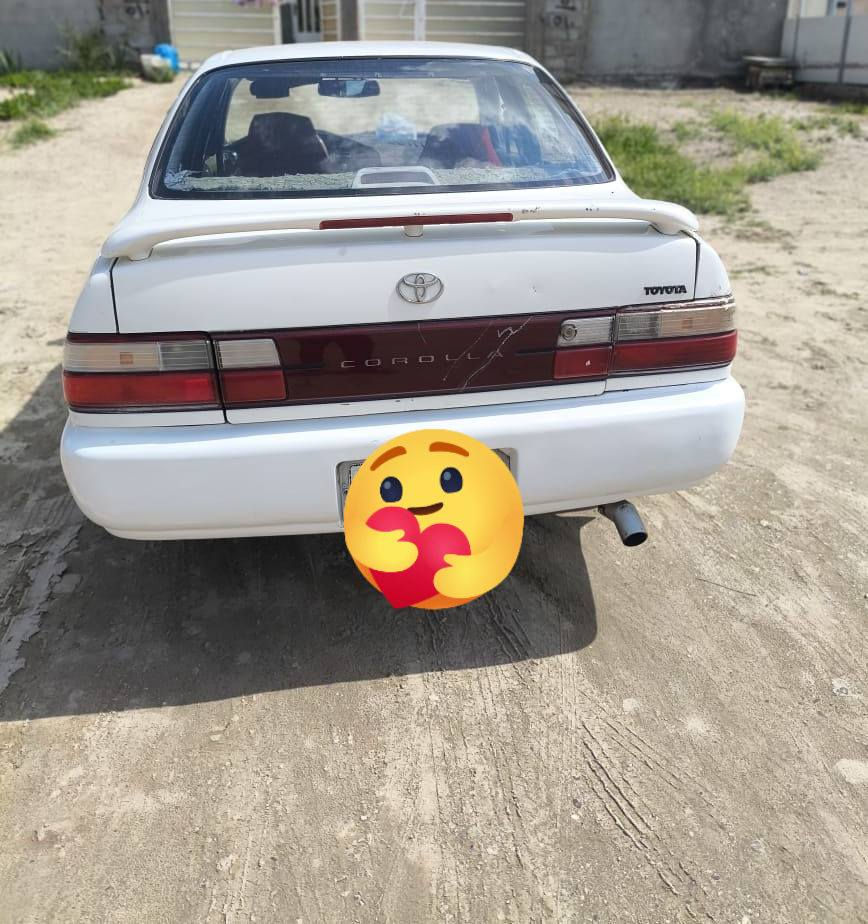 سلام عليكم سياره كورلا  محرك 1800 للبيع موديل1993! مكفوله من الكص  ونقل جثه كير ومحرك وحداديه جديد كهربائيات  كلها  شغاله  بس التبريد بي ليك رقم انبار  سعر 57 وبيها مجال للطيبين مكاني الانبار عامرية الصمود الاتصال *********** سنويه جديده الى 2031 تنتهي وهسزه جديده
