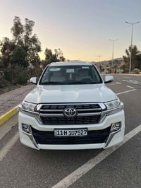 لاندكروزر • ٢٠٢١ • فول مواصفات