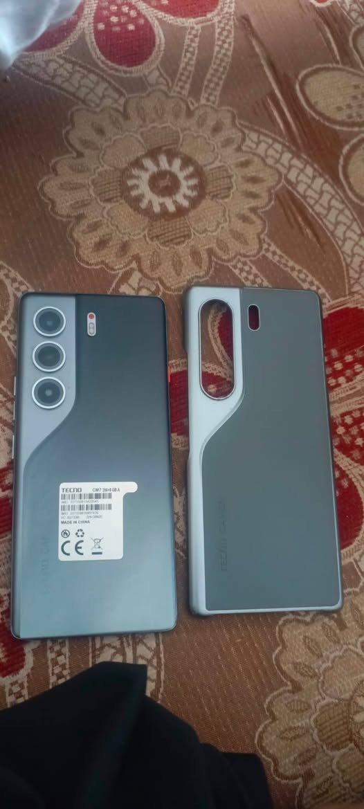 سلام عليكم جهاز تكنو كامون 40 ابرو 5G
صارله اسبوع من طلع من شركه اريد ارواس بدراجه كون نضيفه كلش
موصفات تخبل 
اخوو الايفون 
مكاني الصخيين
***********
