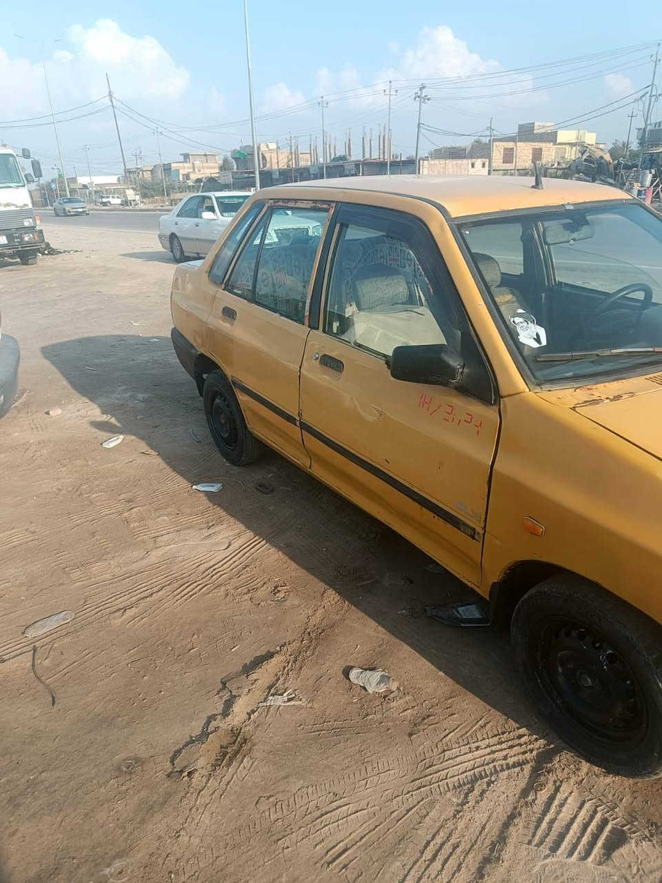 السلام عليكم سايبة للبيع موديل 2009مكينة وكير وحدادية انضاف السيارةحلوة رقمهة كربلاء مكاني الدوانيه قضاء الشاميه السعر ب11الرقم ***********
