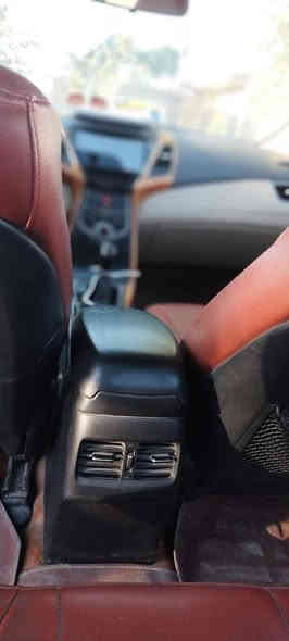 النترا 2015 سيارة  فول مواصفات ماعدة البصمة كشنات جلد  تحكمات ستيرن مري شفط  + اشارة  مري  5 ويل كب لايتات عدسة فتحة بل السقف  حساسات خلفي كامرة  من لاخير ربع متصرف عليهة  صدر امامي خلفي كلة جديد المكينة مفتوح بيهة الـ اويل بم  كام يئشر عندي  وبدلتة   سونار مرفق بل المنشور عنوان السيارة تقاطع النهروان  
 *********** رقمي بي واتساب السيارة عارضهة اب 120 وبيهة مجال
