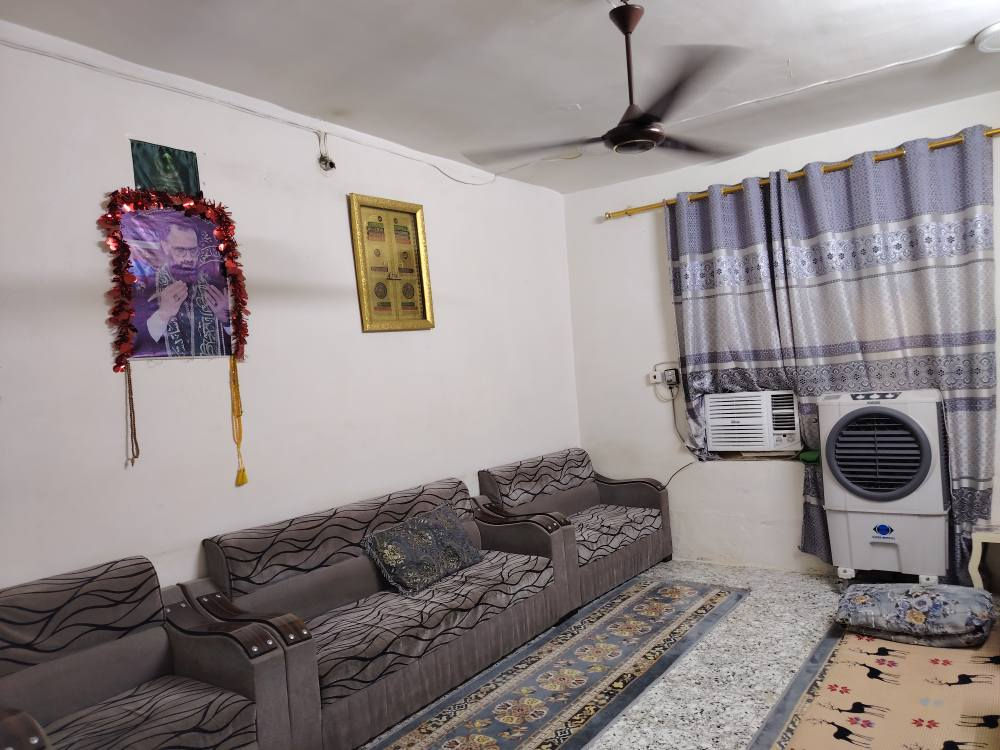 يالله سلام عليكم دار للبيع بغداد المدائن منطقه الحضاريه مساحه ١٨٠ متر يتكون الدار من غرفتين نوم وصاله مطبخ حديقه كبيره كراج سياره علماً السقف عكاده خدمات كامله تبليط كهرباء ماء جنس الأرض زراعي السعر ٥٥ وبي مجال للاستفسار الاتصال على الارقام *********** أو *********** وات ساب
