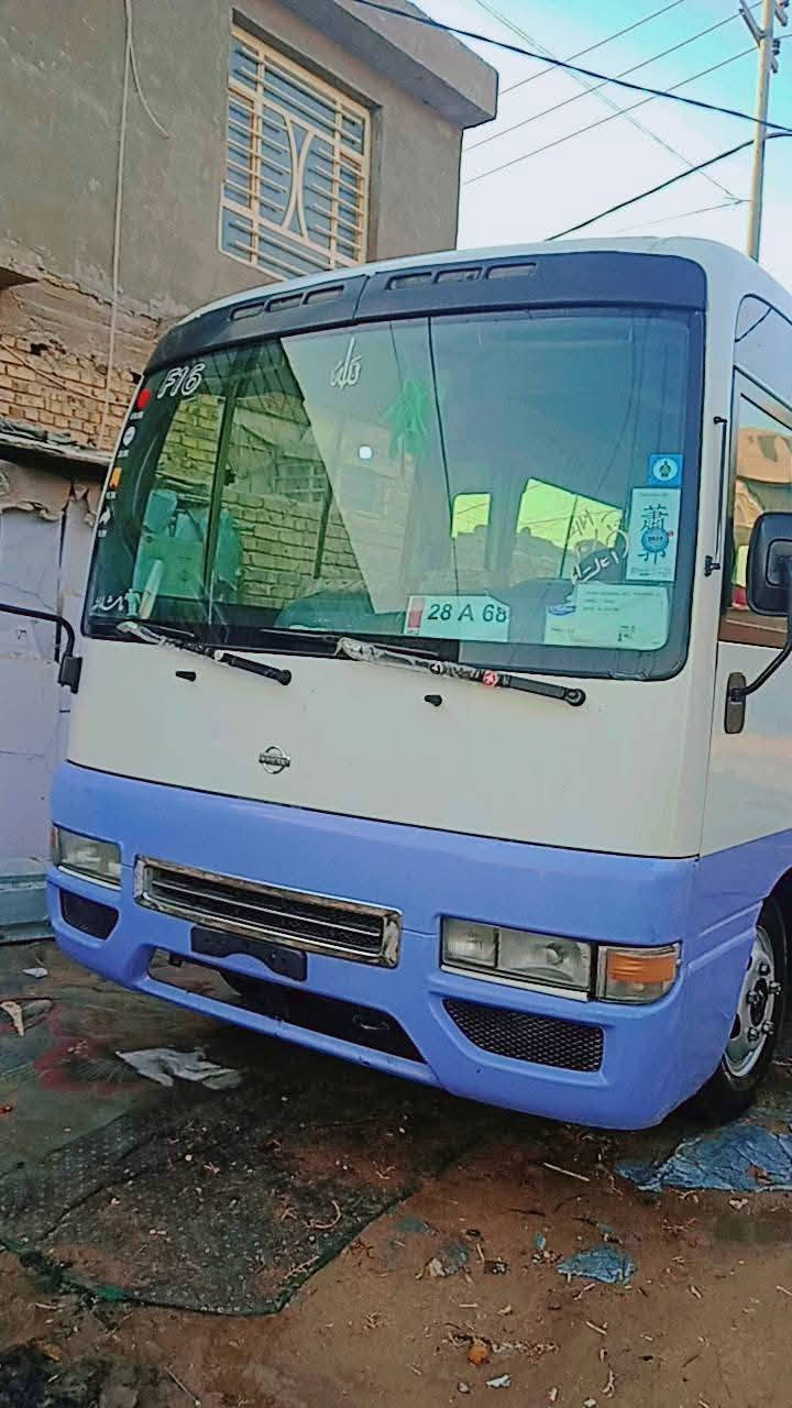 السلام عليكم كوستر نيسان 2002 رقم نكليزي مميز غاز بانزين تخم تاير تبريد شغال باب كهربائي السياره جاهزة الاستفسار ***********
