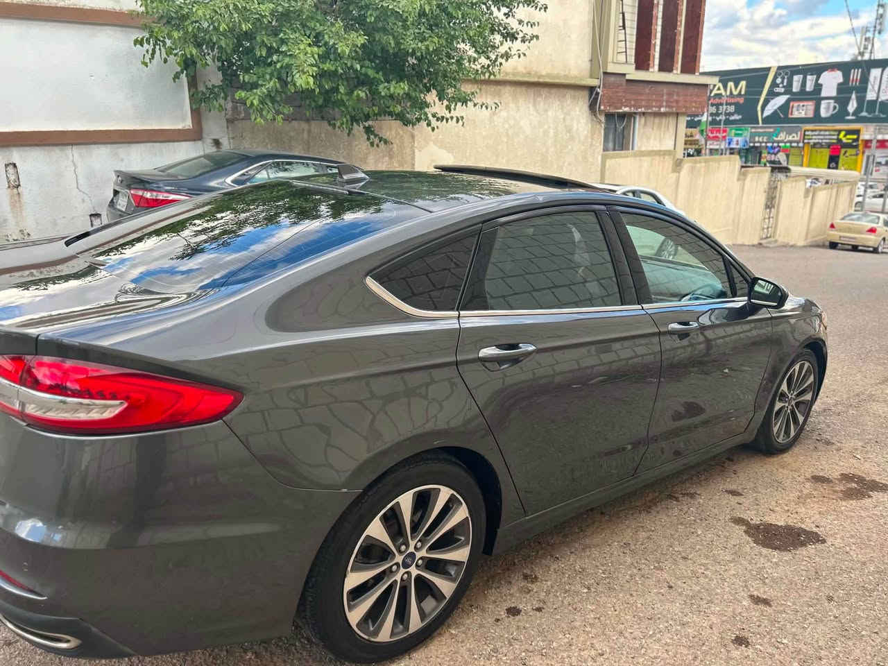 Ford fusion 2019
مەکینە ٢٠ ی تۆربۆ
گێڕ و مەکینە و کارەبایی هەمووی بەشەرت
دینار مەسرەفی تیا نییە
سەنەوی تازەیە و بەناو خۆمانەوەیە
پێنج پارچەو پەڵەیەکی بۆیاخە بێ ناوگرتن
سعری ٩٨ وەرەقەیە و مەجالێکی کەمی تیایە
ژمارەی خاوەنی
0770 450 5617 شربازهير, السليمانية
