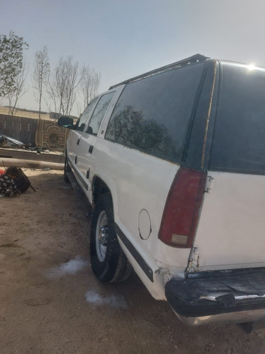 السلام عليكم بهبهان للبيع او المراوس موديل ٩٦ رقم واسط أليف كير محرك اكسل حداده جديد كهربائيات كلها شغاله دواخل كلش حلوه السعر ٢٧ مكان بصره  هاتف 
*********** 
***********
