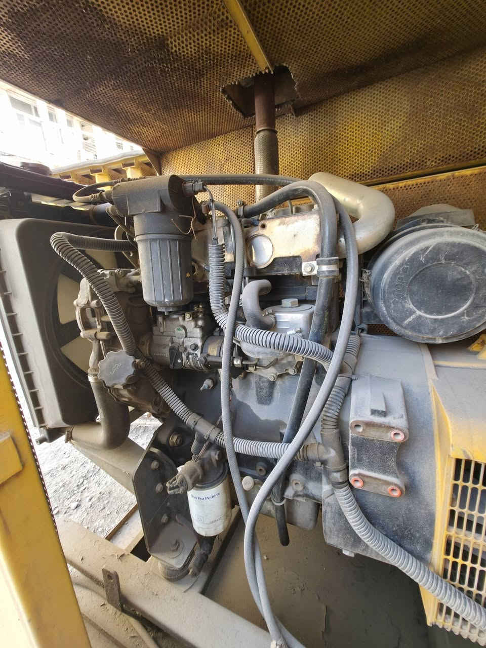 للبيع مولدة كهرباء نوع بيركنز
مولدة بيركنز أصلية بحالة جيدة، شغالة ومجربة.
مناسبة للبيوت والمحلات والمشاريع.

🔹 النوع: بيركنز (Perkins)
🔹 الكابين: عازل للصوت
🔹 التشغيل: جاهزة للعمل
🔹 الحالة: جيدة وما تحتاج تصليح

📍 الموقع: بغداد
💰 السعر: 32 ورقة

للاستفسار الاتصال على الرقم:***********
