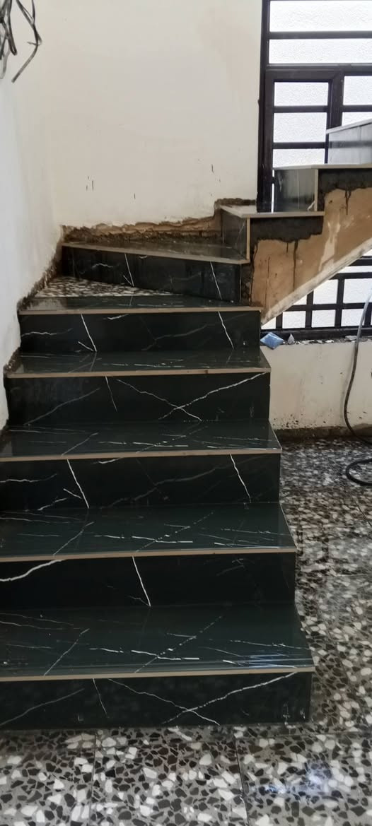 سلام عليكم خوان جاهزين لي عمل سيراميك بل ماده والخبط ومرمر بورسلين الوح وكاشي وشغل درجه اولى بغداد فقط *********** ***********
