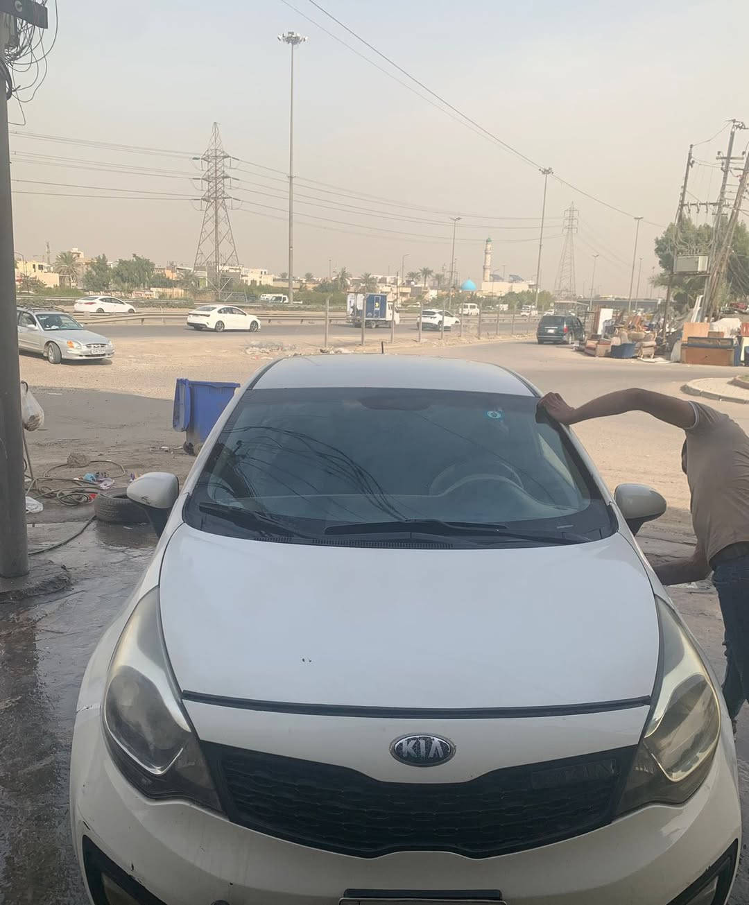 مكلف بلنشر مااجاوب خاص اتصل علرقم

السلام عليكم 
كيا ريو موديل 12 خليجي دبل قطرة محرك 1600 مواصفات السيارة تحكمات كامرة شاشة وباقي المواصفات السيارة محرك كير صدر تخم تاير نوزلات بلكات راديتر قاعدة فيت بم مجاول كله جديد السيارة ومعتني بيه دهن كله اصلي تبريد ثلج 
بيه 3 ونصف قطع صبغ جاملغات امامي واحد بسبب شخوط واحد بسبب طخة ماطور والباب مال سايق مرشوش وبيه ممفتوح لا كير ولا محرك دهن كير جديد ايضا بغداد بسمي
السعر 84 المكان العامرية للتواصل *********** يحتاج بعض الترتيبات للخارج
