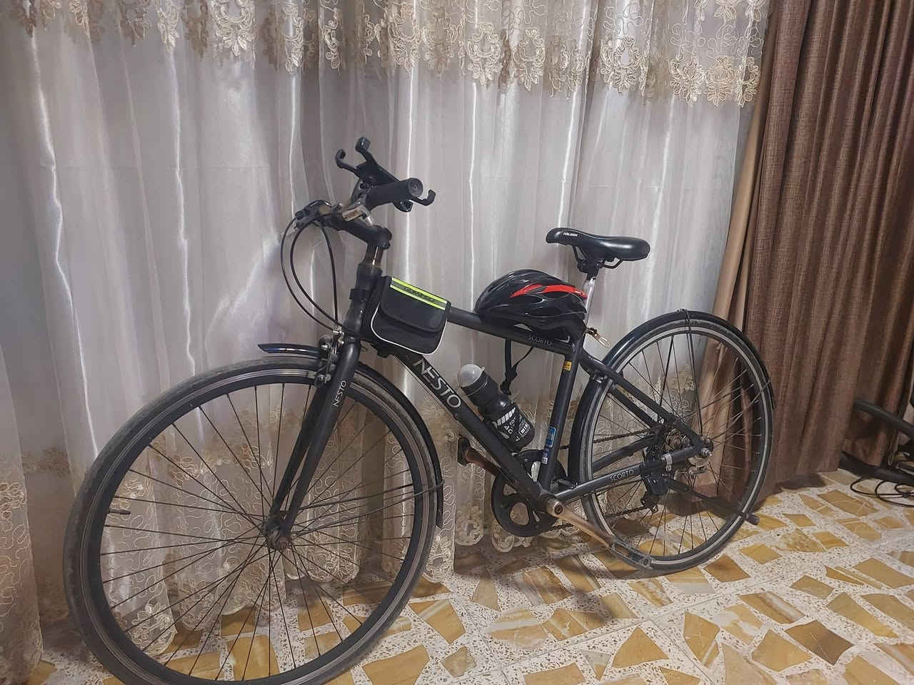 c700
ماركة nesto
بغداد
سعر100
***********واتس
