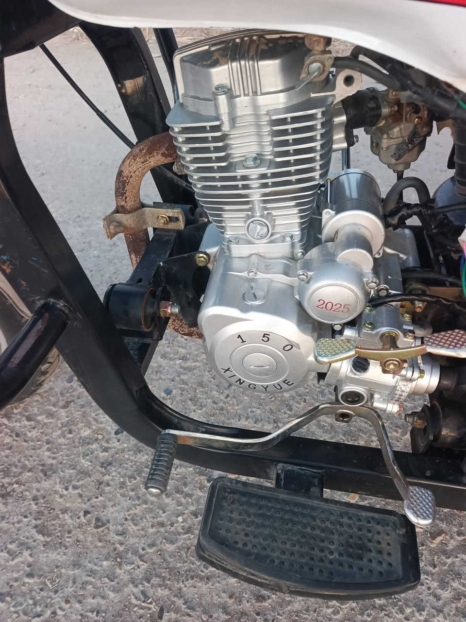 سلام عليكم اخوان ستوته للبيع موديل 25ستوته كفاله عامه شغاله من طول للطول مكينته اسبانه ماممدوده عليه كهربيات كله شغاله  مكانه بغداد ابو غريب سعر على لاتصال شراي بيه خير ويدلل ***********
