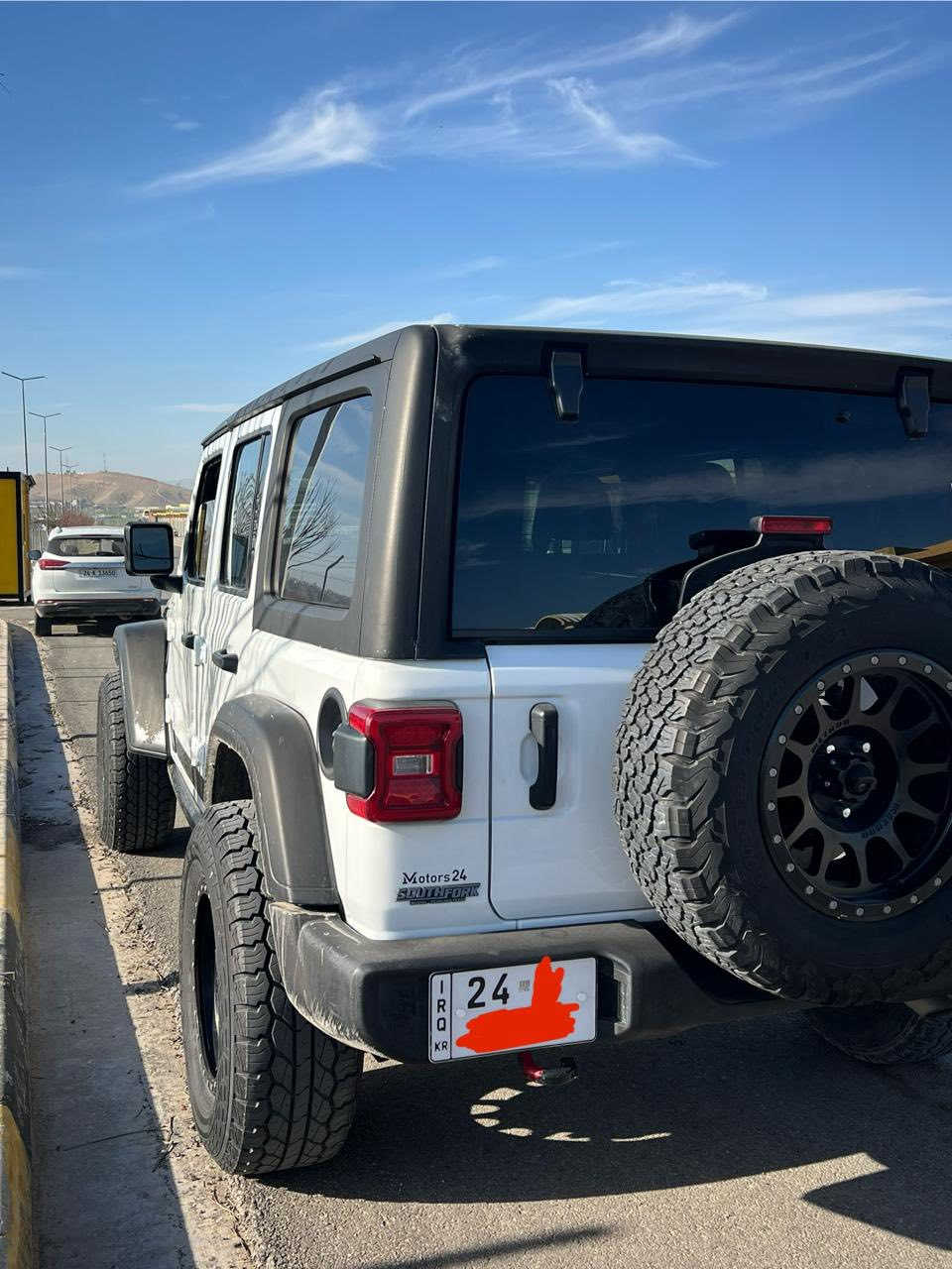 Jeep Wrangler Sport 2022 ***********
$269

للبيع او مراوس حسب القناعة

جيب رانكلر سبورت 2022
سعر 269 ورقة
محرك 6 سلندر حجم 3.6
كير اوتو ماتيك
كير محرك بشرط 100%
ماشية 45000 مايل
تايرات جبلي جديد.
اربع جام كاهربائي شاشة وصت موصفات السبورت.
صبغ بس جاملغ خلفي بدون دواخل 100% تعديل رأس البنيد تعديل كلش خفيف 
ارباك ستيرن طاك مرجوع سستم.

رقم دهوك.
رقم تلفون ***********
