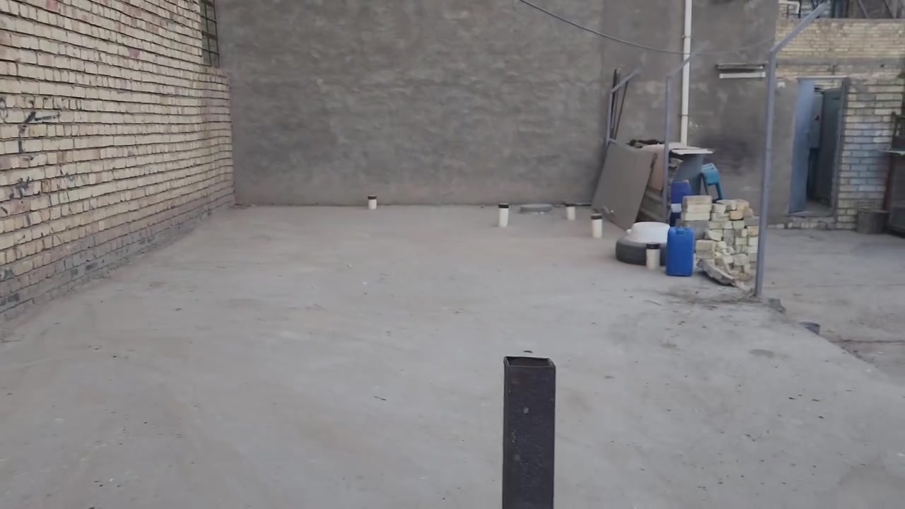 السلام عليكم قطعه ارض ٥٠ متر ٥×١٠ رفت ارتفاع ٤٠ ركن
السريدات الجديدة بدايه المربع الثاني 
***********
